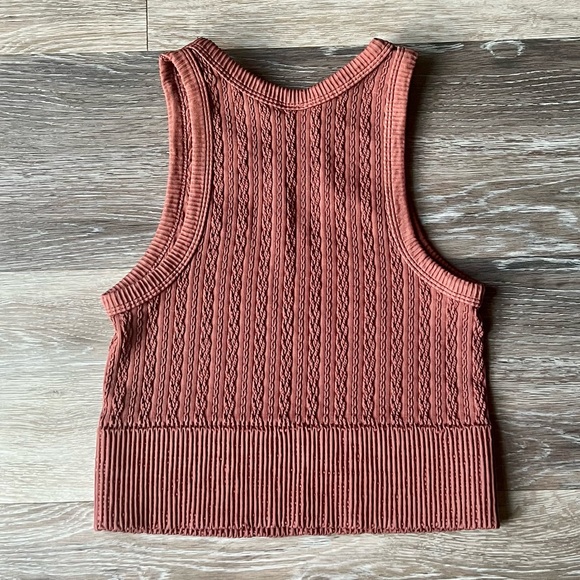 Nikibiki Vintage Cable Knit High Neck Crop Top - Picture 2 of 4